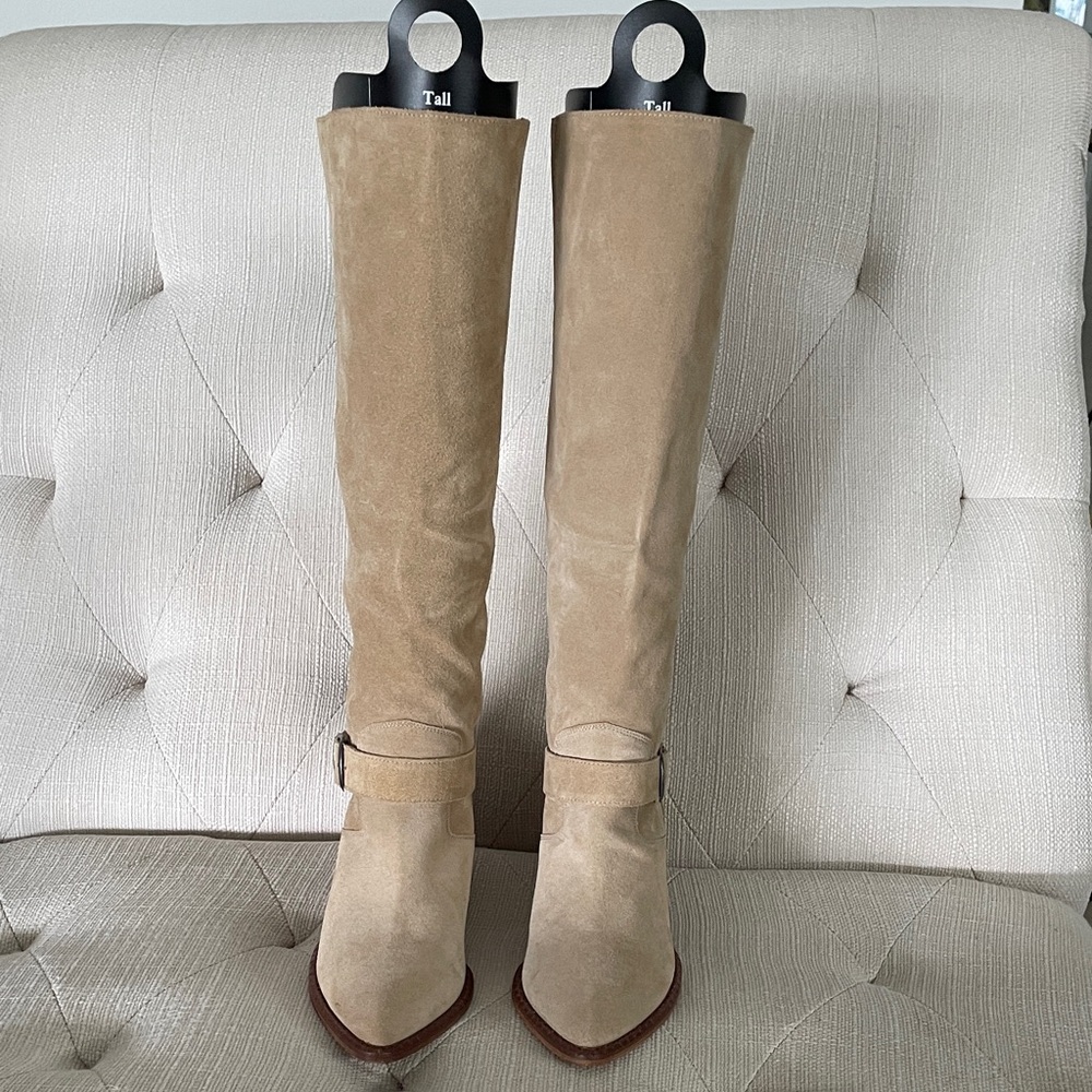 Free People Tan Suede Boots (new w/o tags) size 6 runs small, more like 5.5 or 5